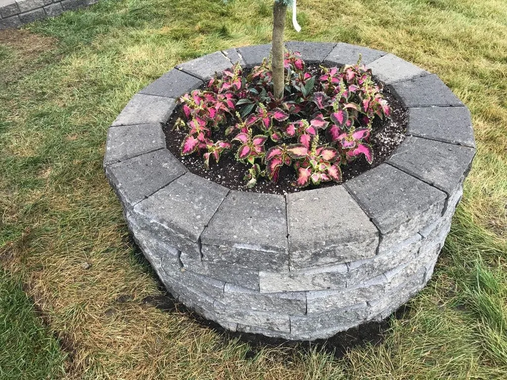 Interlocking stone floor